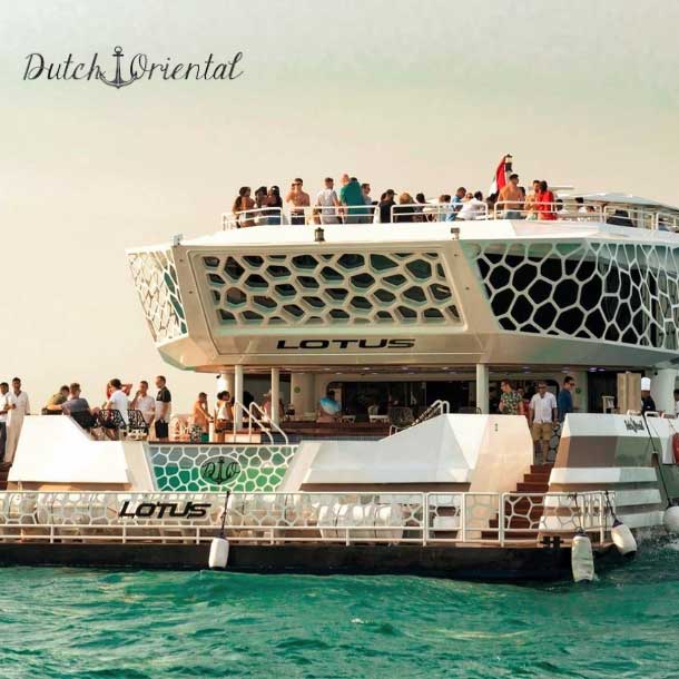 کشتی لوتوس دبی Dubai Lotus Cruise