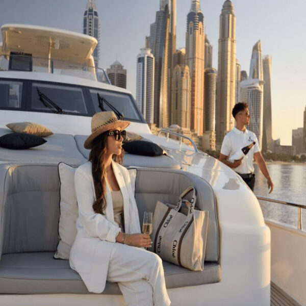 یات تفریحی دبی (قایق تفریحی شخصی دبی) – Dubai Marina Yacht Tour